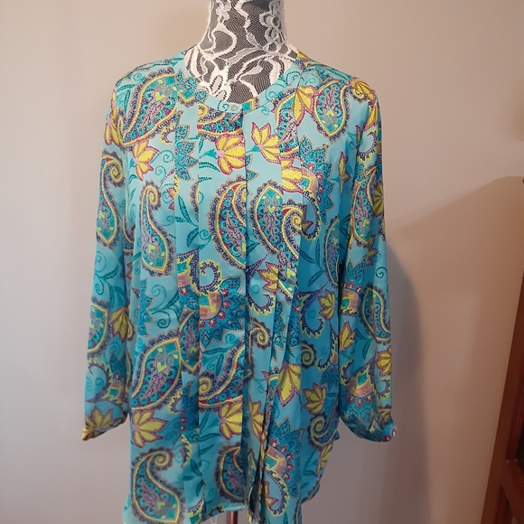 Liz Claiborne Tops - Liz Claiborne Top ⚘⚘⚘EXCELLENT CONDITION